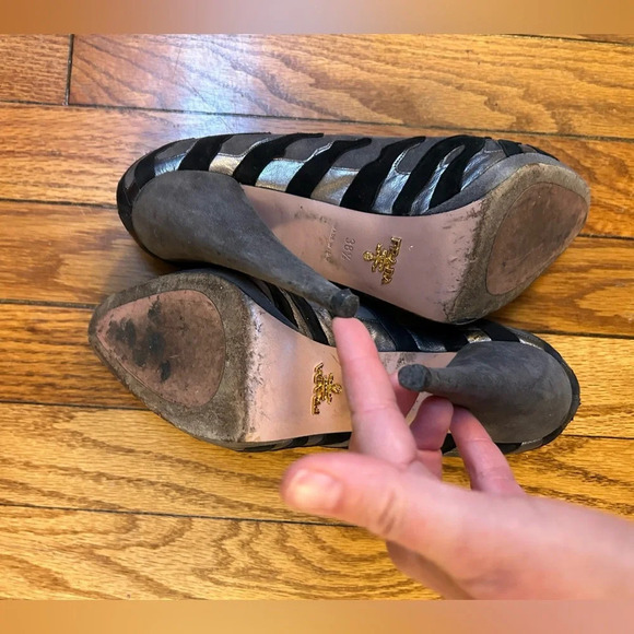 Prada Suede Camoscio Ardesia Zebra Pumps, size 38.5 - Picture 7 of 10